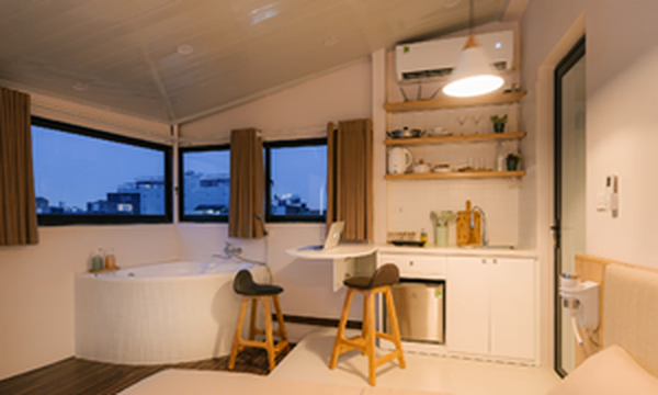 Cải tạo sân thượng nhà phố cổ thành “mini penthouse”